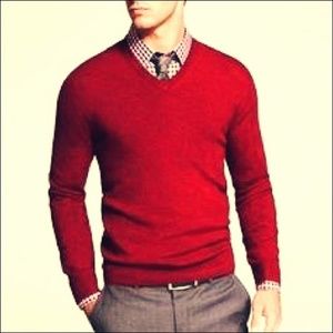 Red Slim Fit Men's V-Neck Express Sweater